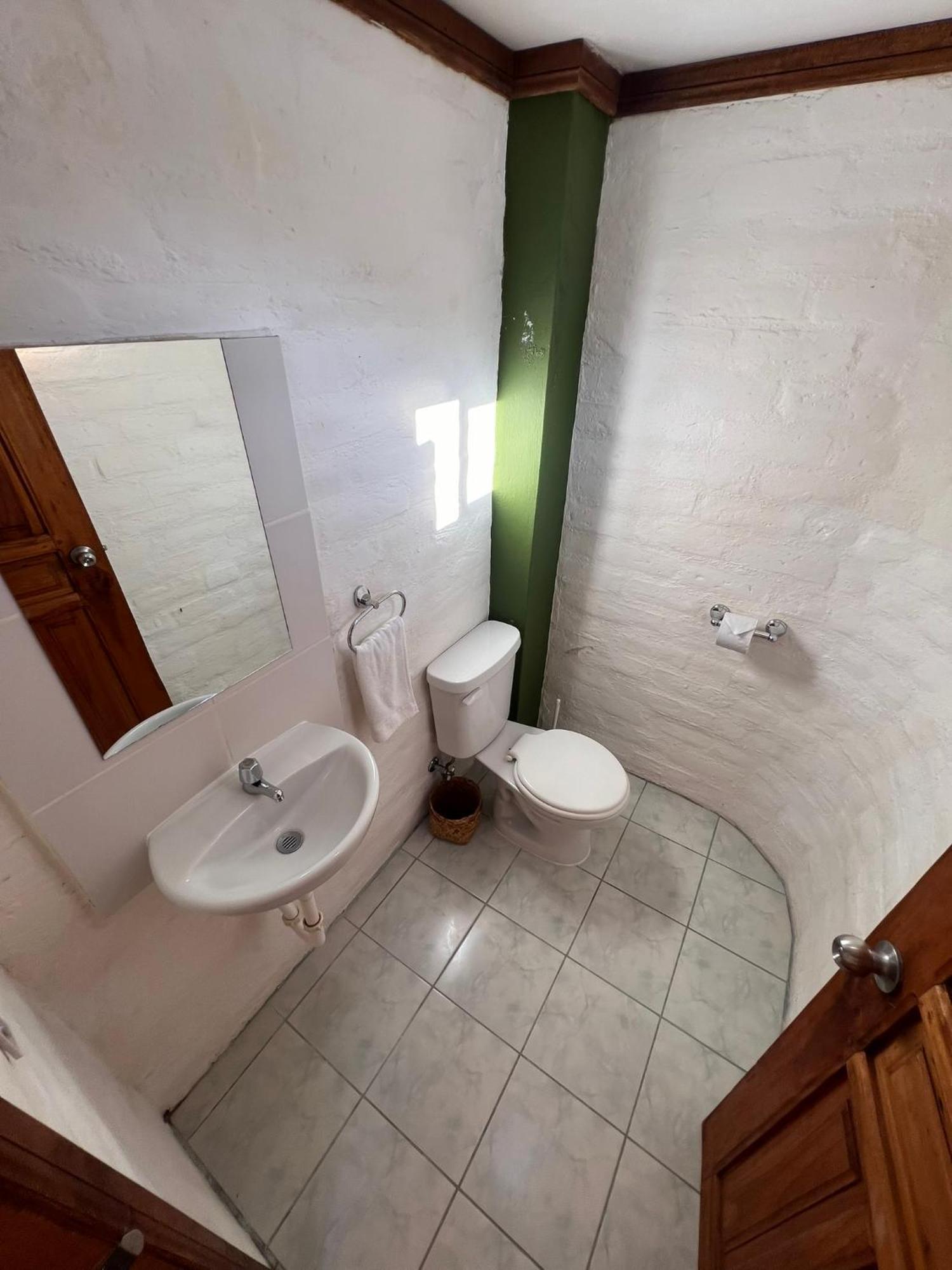 La Casa Verde Eco Guest House 바뇨스 객실 사진